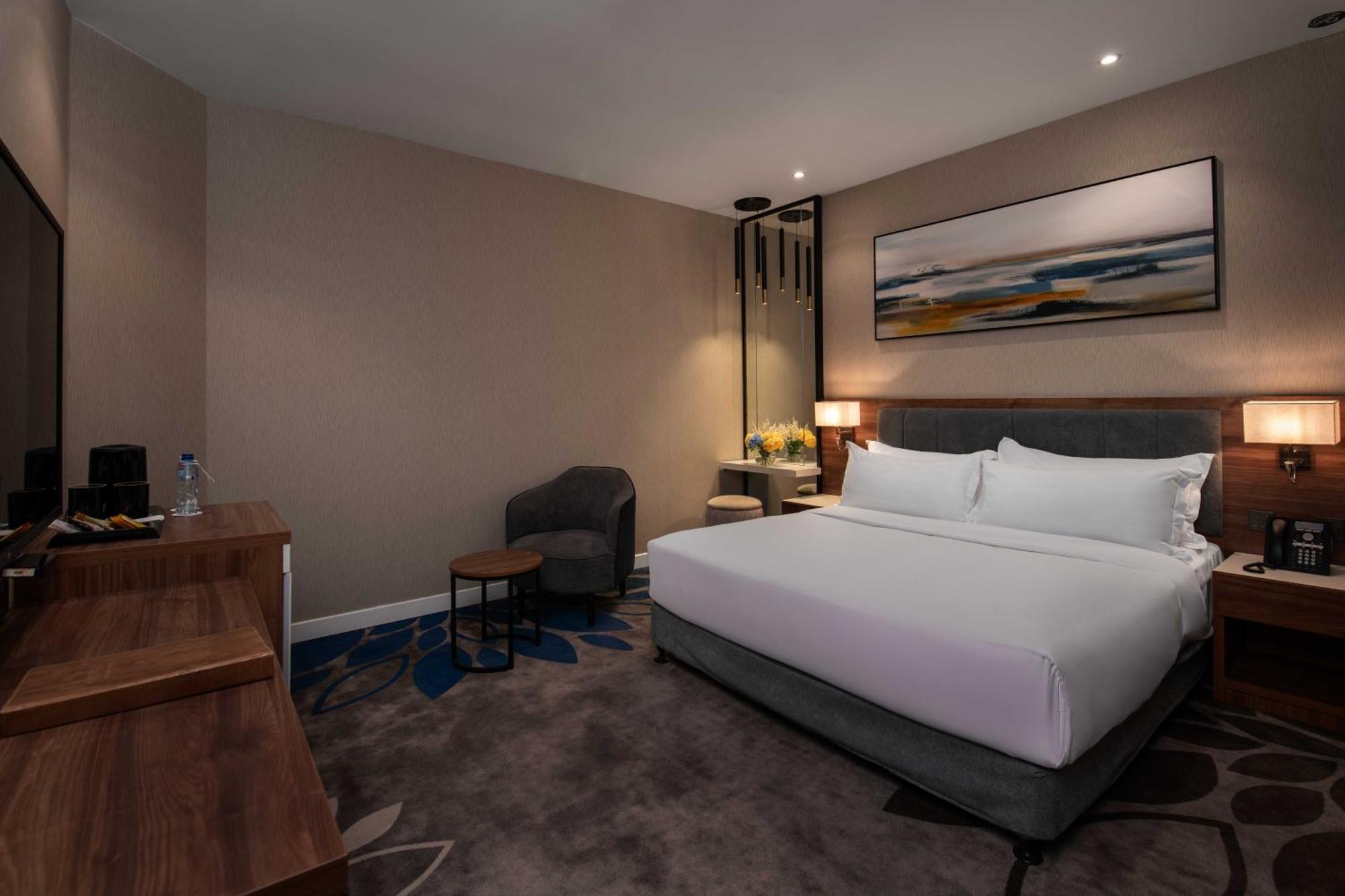 Warwick Al Jubail Hotel Екстериор снимка