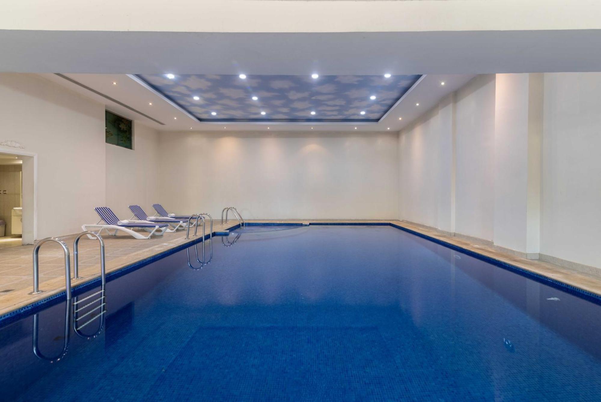 Warwick Al Jubail Hotel Екстериор снимка